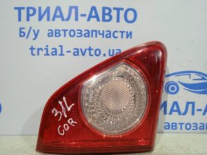 Фонарь задний внутренний левый Toyota Corolla E140 2006 задн. лев. (б/у) на Toyota Corolla E140 2006-2012