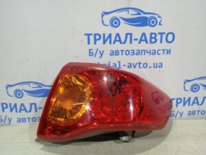 Фонарь задний внешний правый Toyota Corolla E140 2006 задн. прав. (б/у) на Toyota Corolla E140 2006-2012