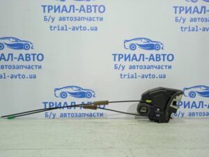 Замок двери задний правый Toyota Corolla E140 2006 (б/у) на Toyota Corolla E140 2006-2012