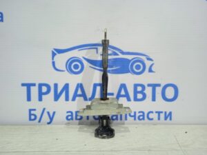 Ограничитель двери задний левый Toyota Corolla E140 2006 (б/у) на Toyota Corolla E140 2006-2012