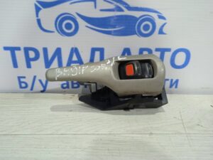 Ручка двери внутреняя задняя левая Toyota Corolla E140 2006 (б/у) на Toyota Corolla E140 2006-2012