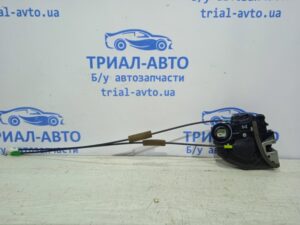 Замок двери задний левый Toyota Corolla E140 2006 (б/у) на Toyota Corolla E140 2006-2012