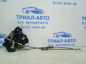 Замок двери передний левый Toyota Corolla E140 2006 (б/у) на Toyota Corolla E140 2006-2012
