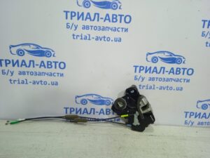 Замок двери передний правый Toyota Corolla E140 2006 (б/у) на Toyota Corolla E140 2006-2012